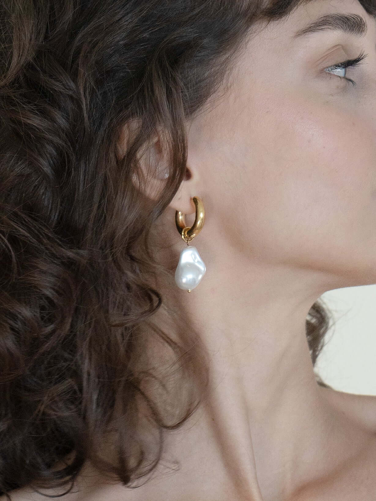 Baroque Pearl Drop Earrings