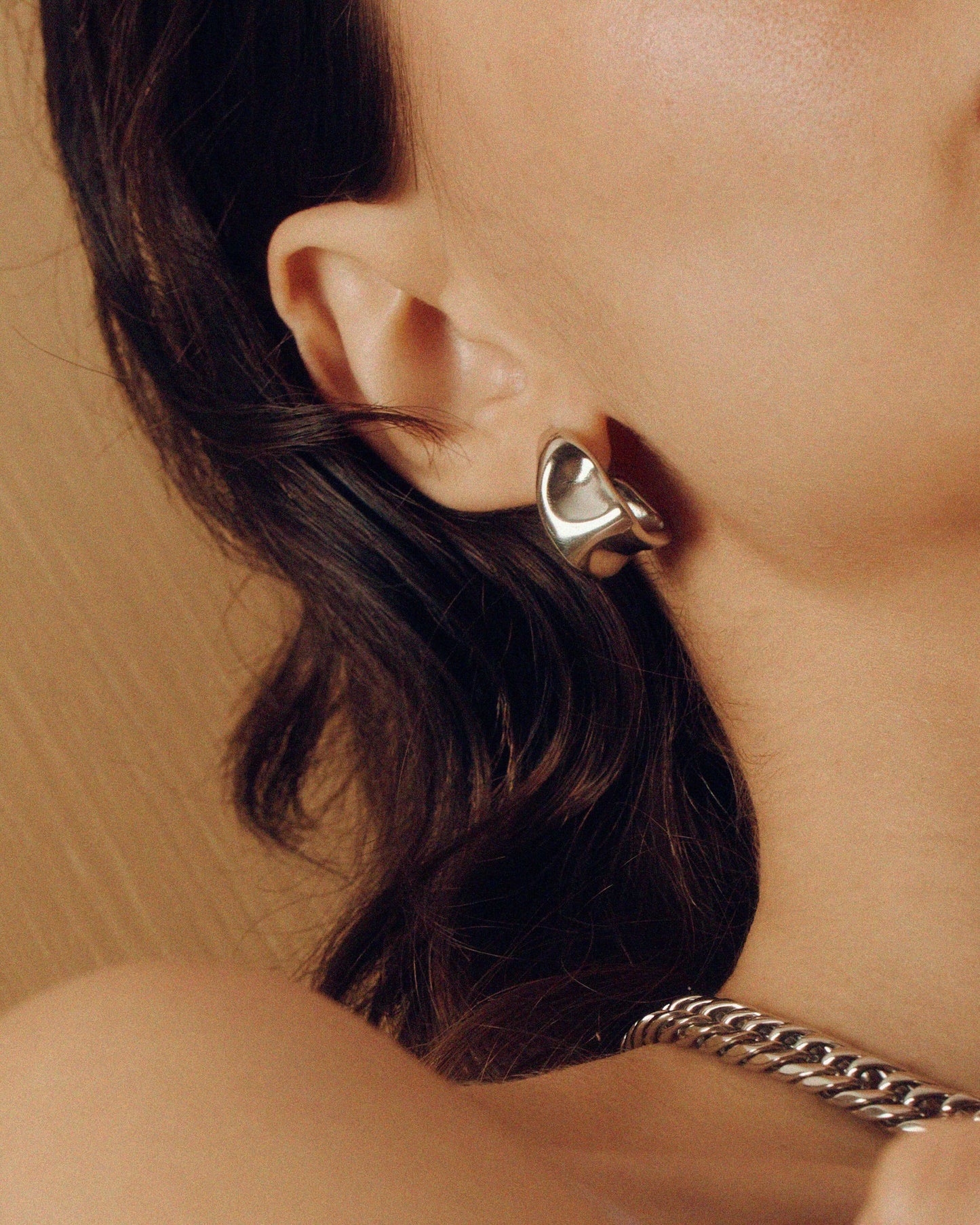 Wave Hoop Studs