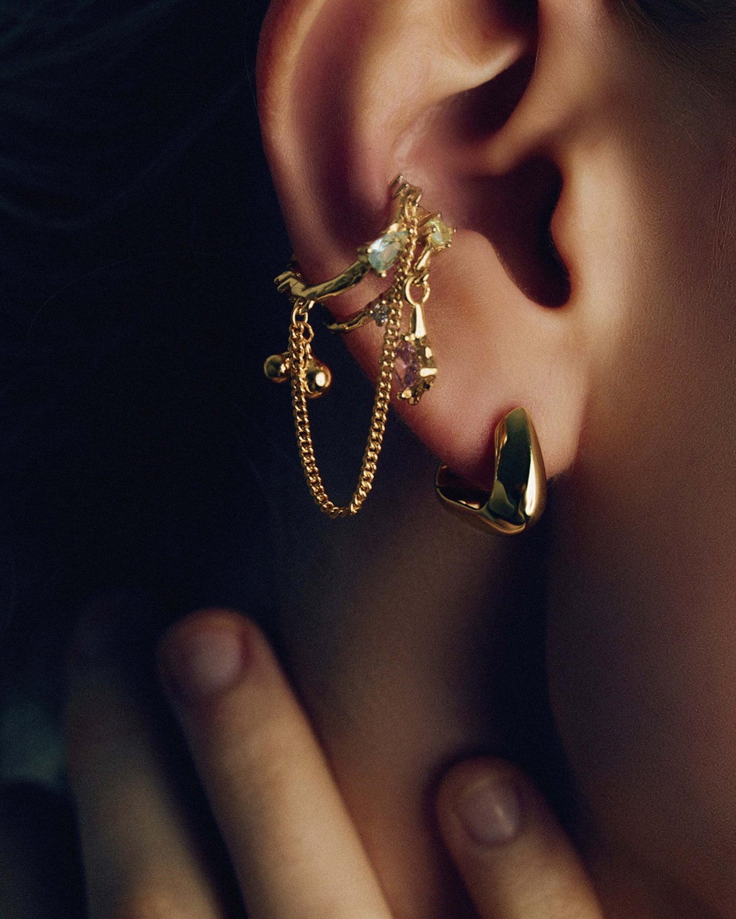Triune Medium Hoops