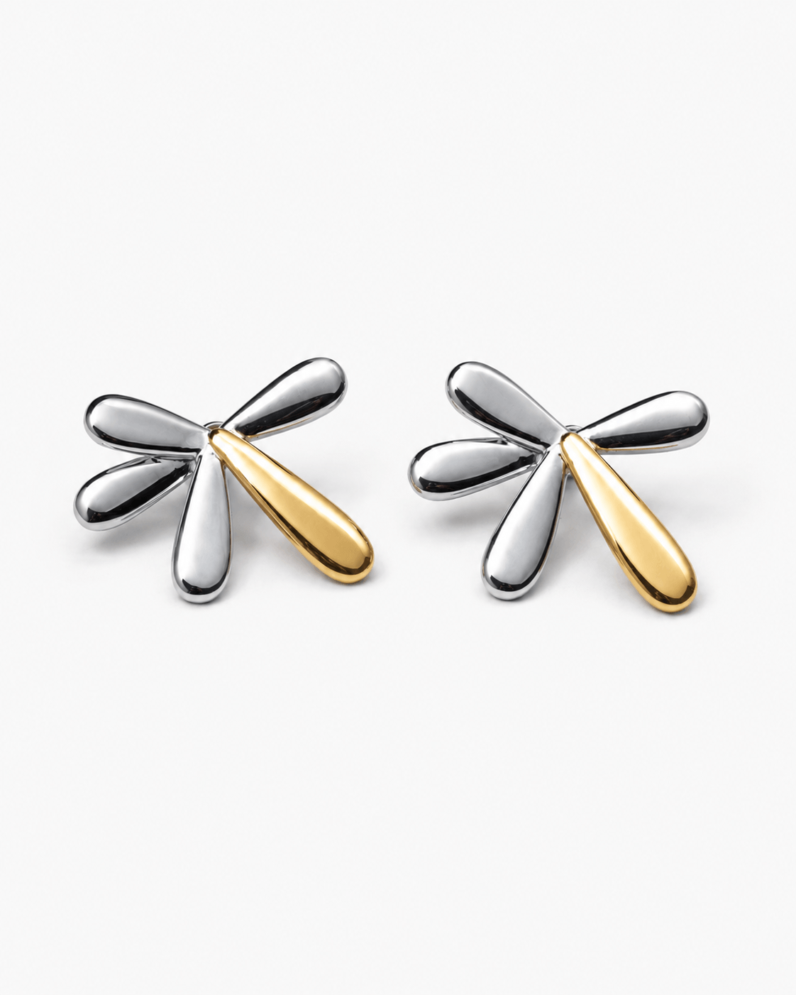Two Tone Flower Stud Earrings – Gold & Silver Floral Earrings