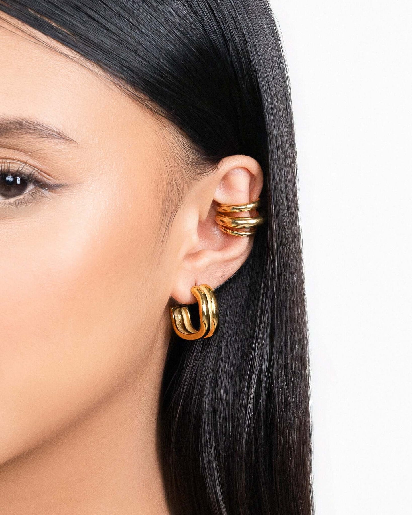Triple band ear cuff in gold or silver finish, chunky layered ear cuff for women, modern minimalist no piercing ear wrap, bold statement ear jewelry, trendy stacked ear cuff for everyday or party styling