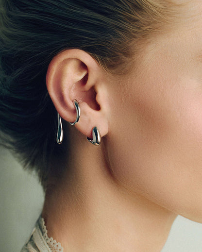 Triune Medium Hoops
