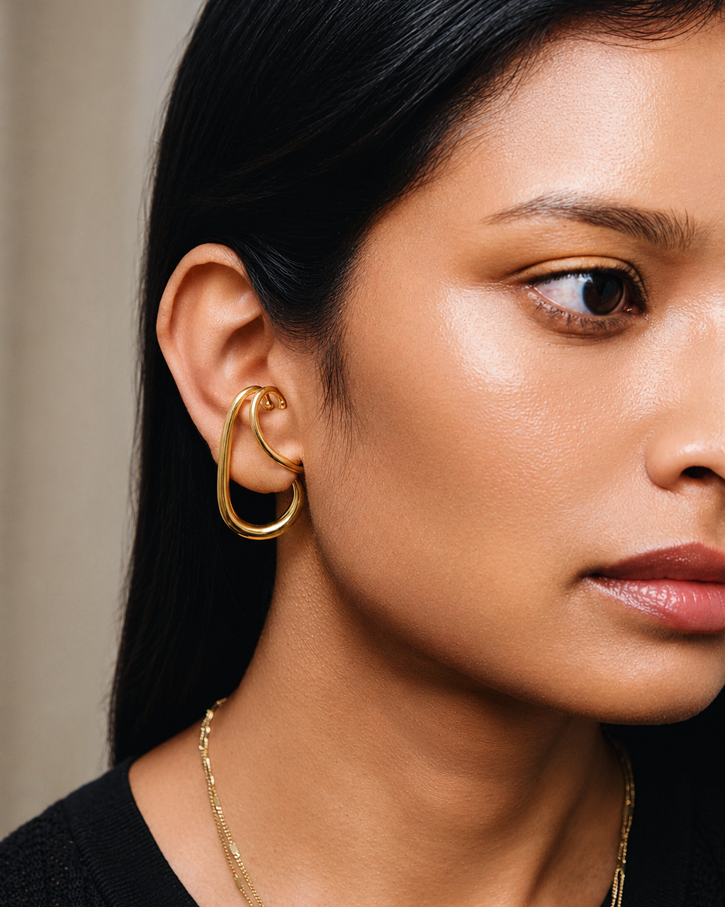 chunky gold hanging ear cuff with oversized teardrop hoop design, no piercing ear cuff earring for women, modern sculptural gold ear wrap jewelry, statement chunky ear cuff with elegant dangle silhouette, waterproof hypoallergenic fashion jewelry for everyday wear and special occasions