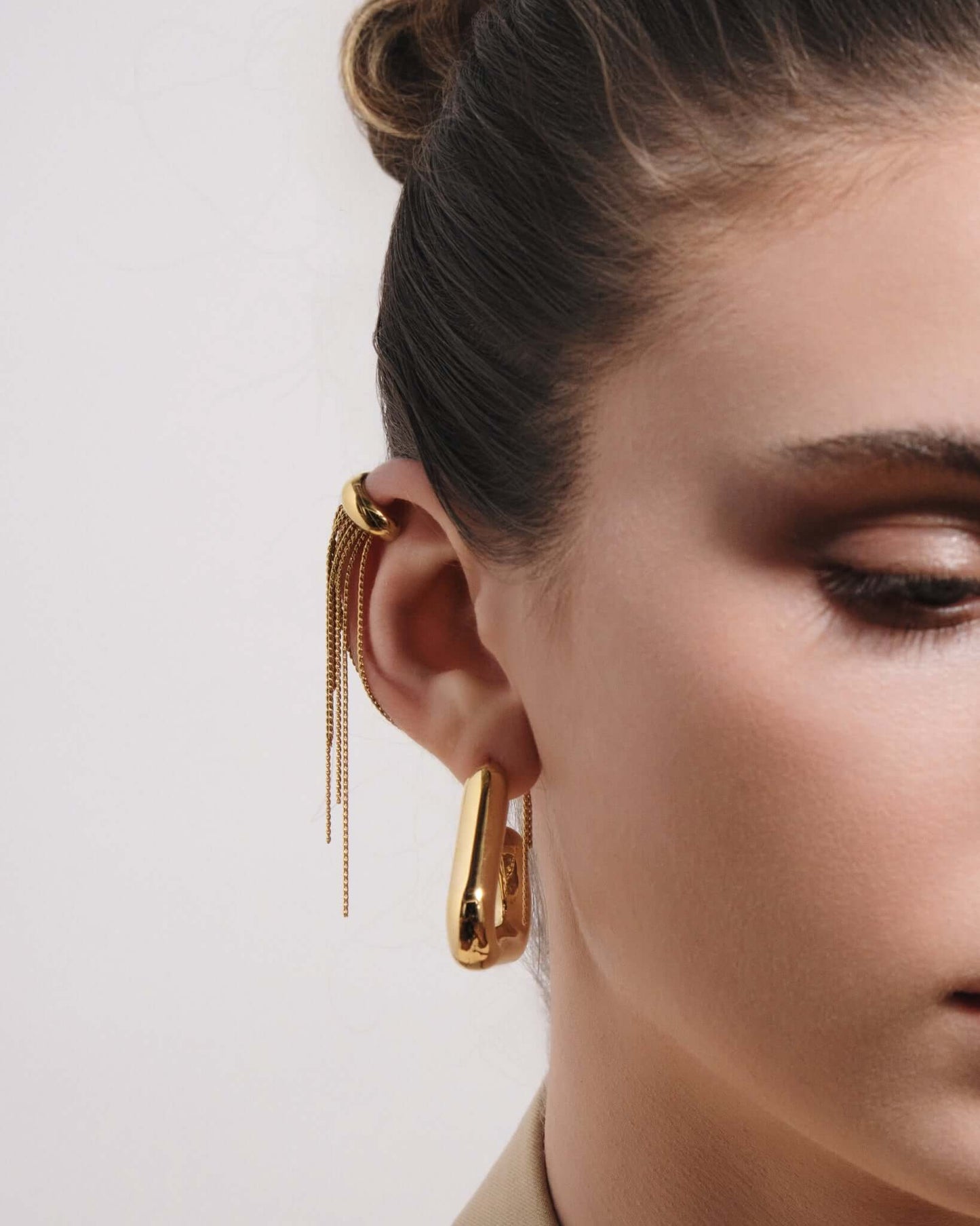 Dome Chain Ear Cuff
