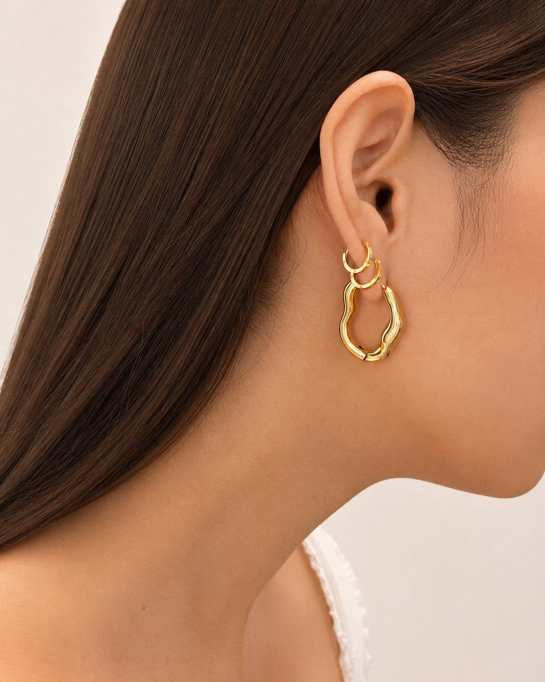 Wavy Hoops