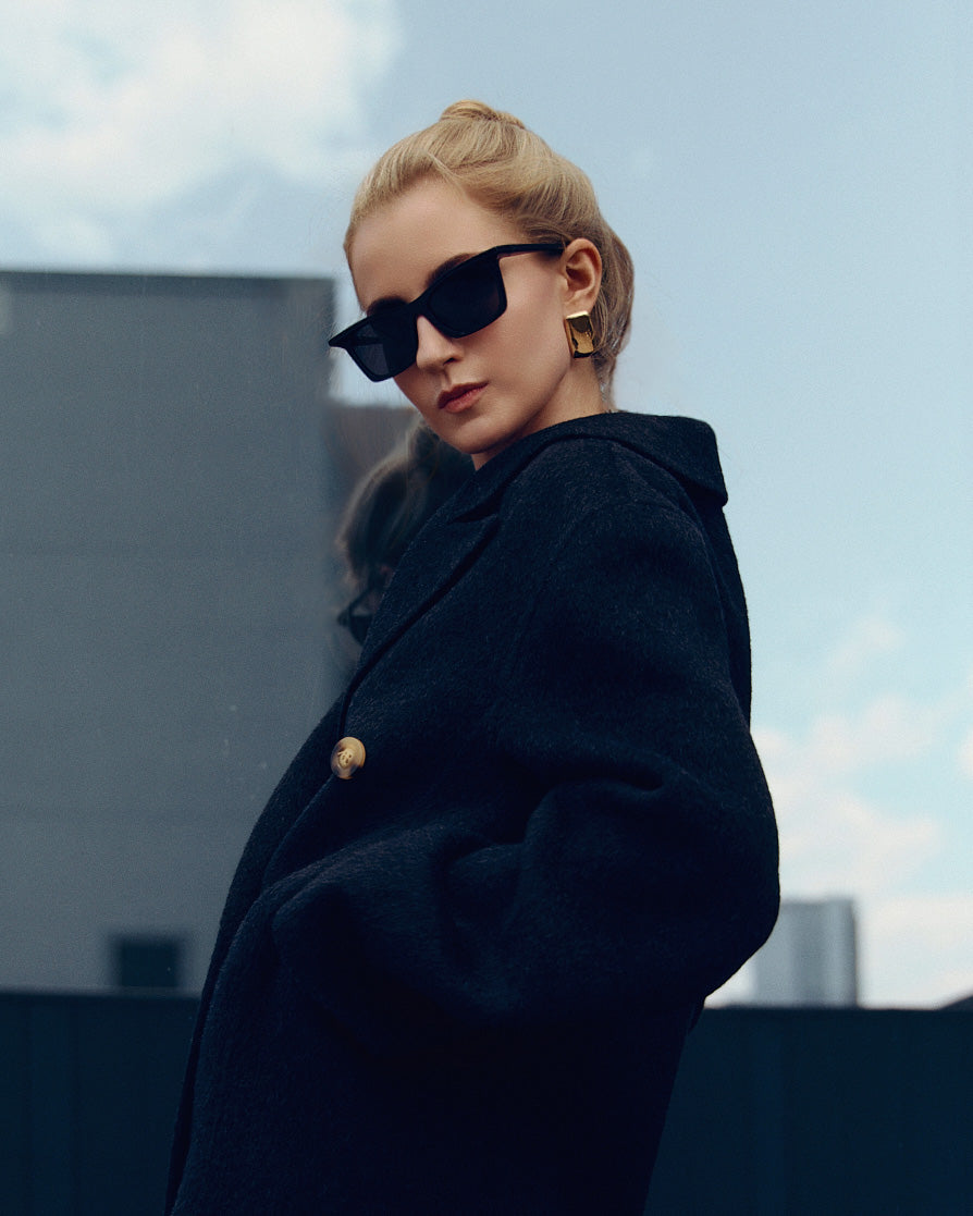 Signa Rectangle Studs