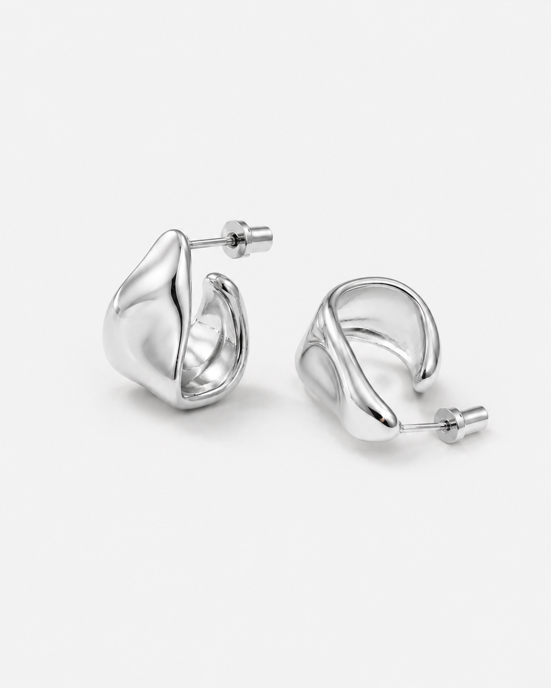 Molten Hoop Studs