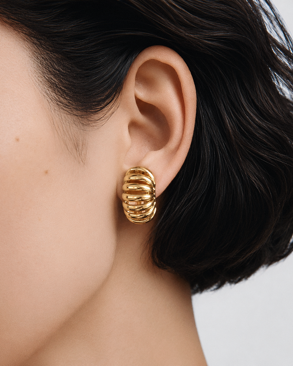Ribbed Hoops Clip-on