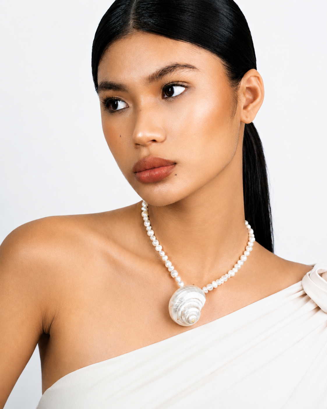 Pearl Shell Necklace