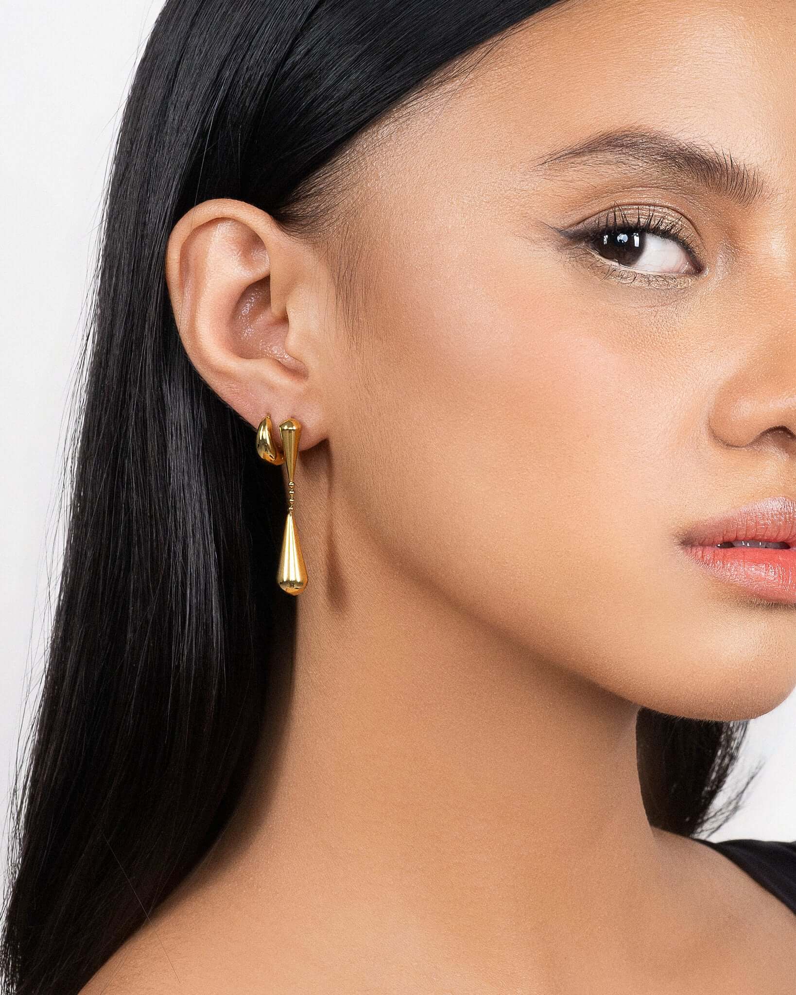 Double teardrop drop stud earrings in gold or silver finish, modern minimalist dangling earrings for women, elegant statement teardrop jewelry, sleek long drop earrings, trendy everyday or evening earrings gift for her