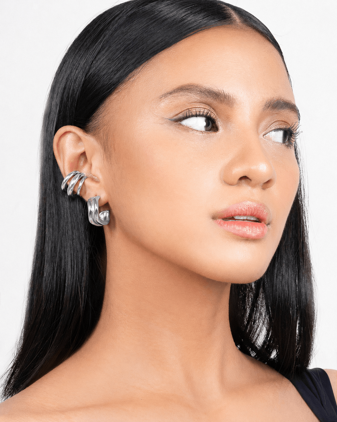 Triple band ear cuff in gold or silver finish, chunky layered ear cuff for women, modern minimalist no piercing ear wrap, bold statement ear jewelry, trendy stacked ear cuff for everyday or party styling