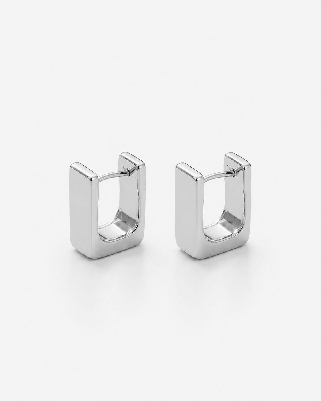 Minimalist square hoop earrings in gold or silver finish, modern geometric hoop earrings for women, chunky everyday jewelry, lightweight statement hoops, trendy stainless steel earrings for casual, work, or evening wear