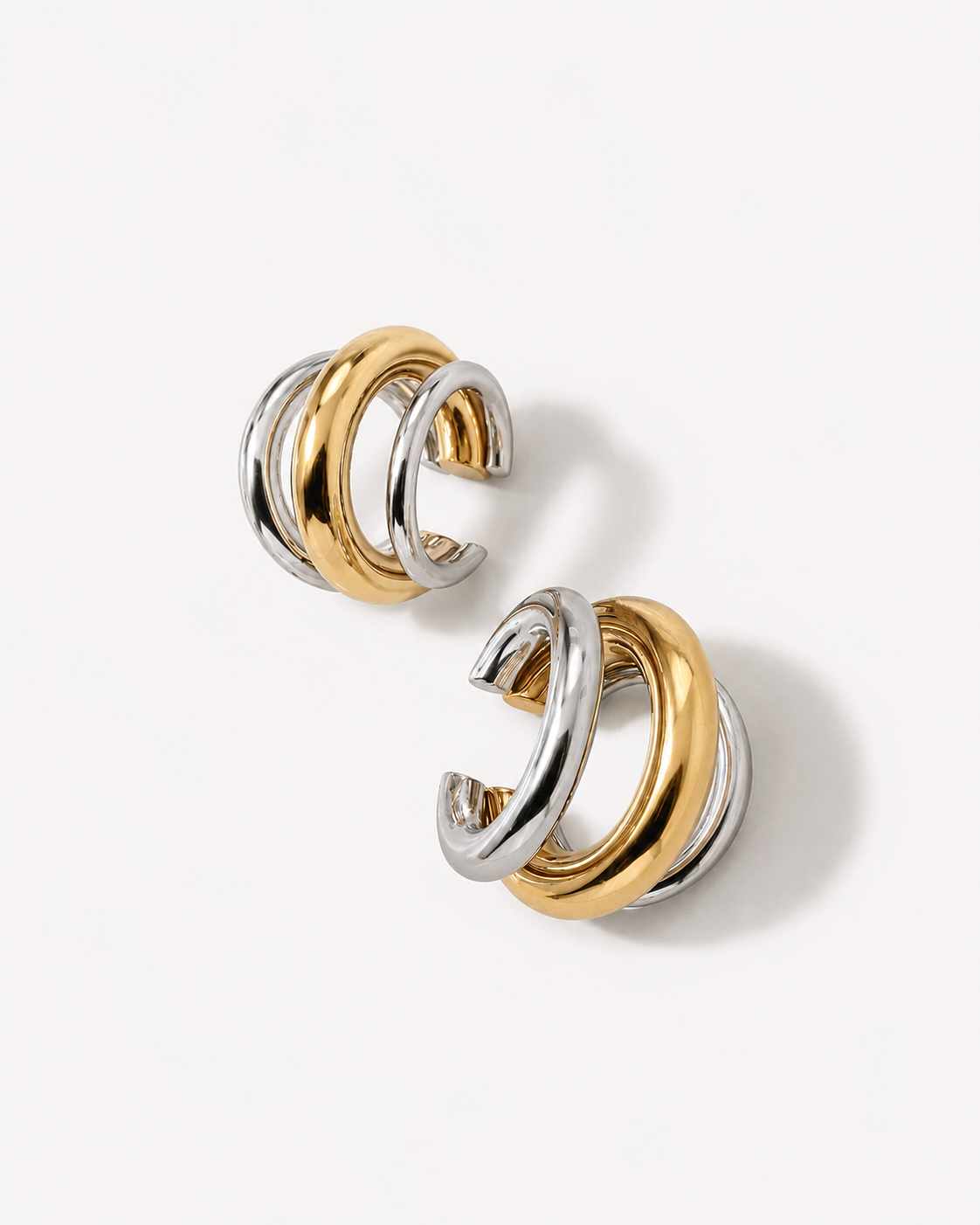Tripe Band Ear Cuff