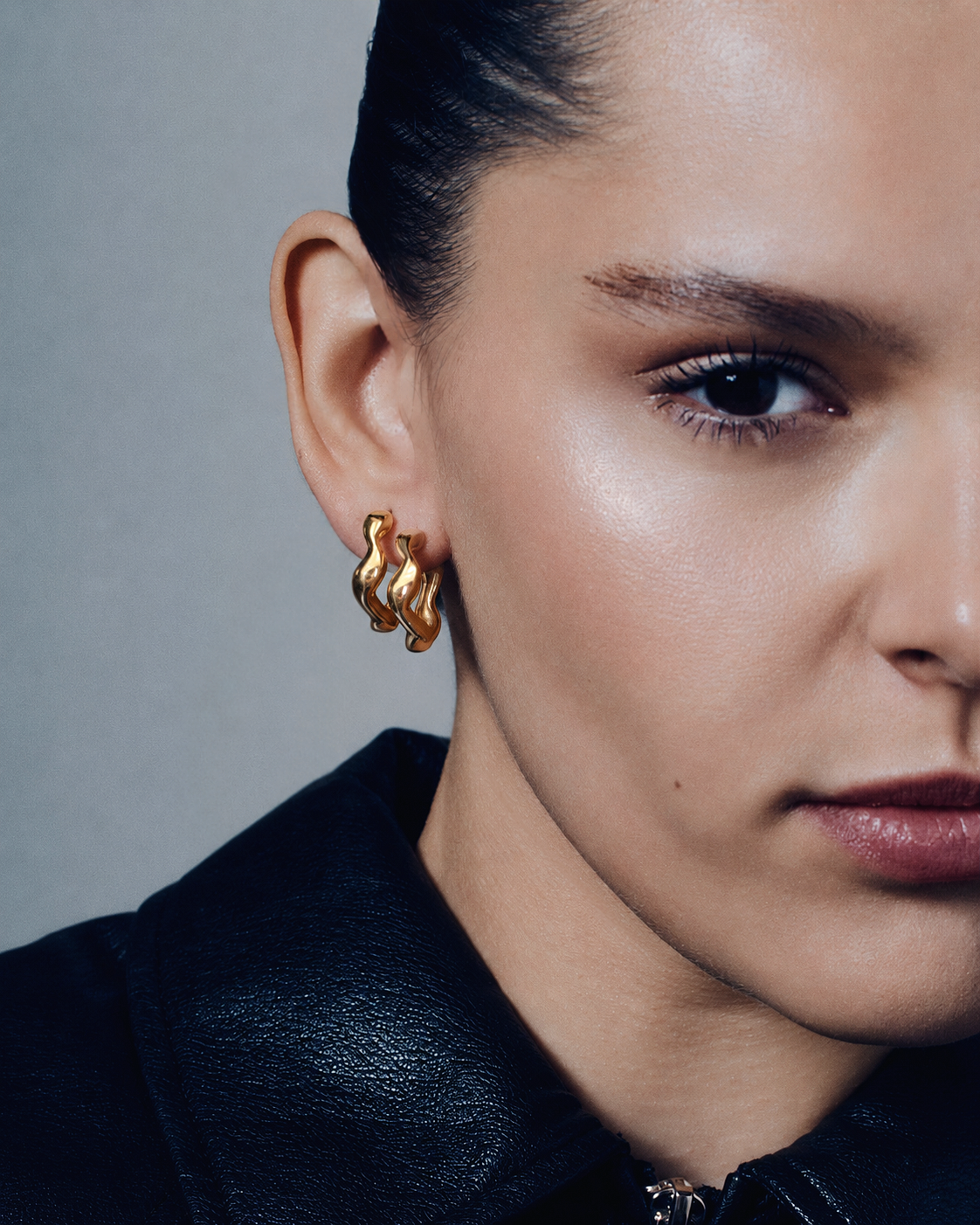Wavy Hoops